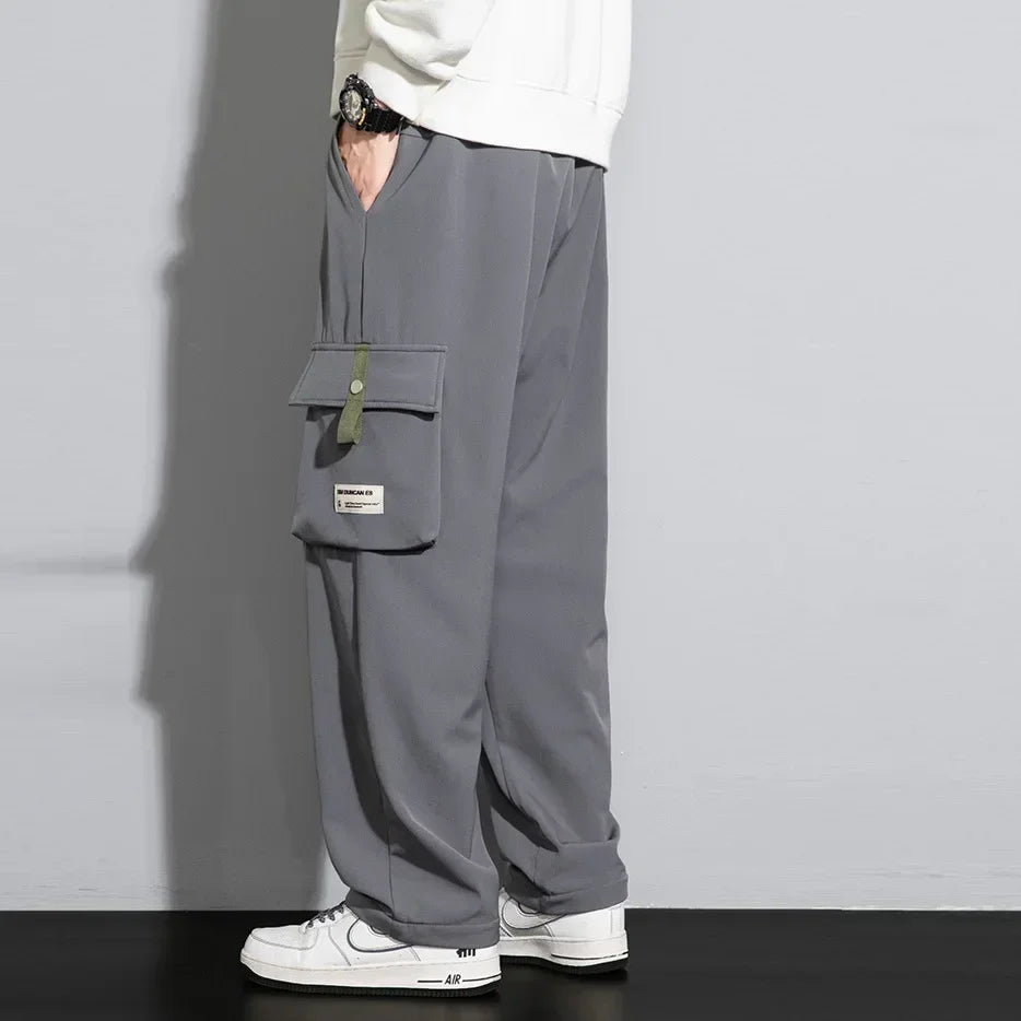 New Elite Relaxed Fleece Cargo Pants